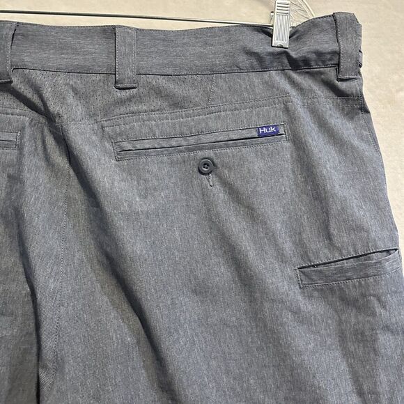 Huk Beacon Men's XXL Blue 9" Inseam Shorts Fishing Stretch Performance Outdoors - Picture 8 of 15